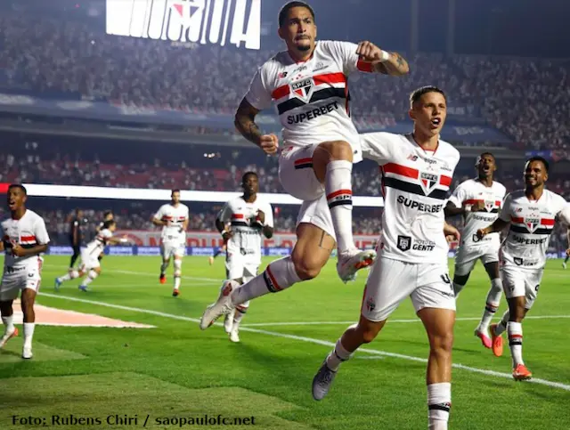 São Paulo vence o Atlético Mineiro no Morumbi